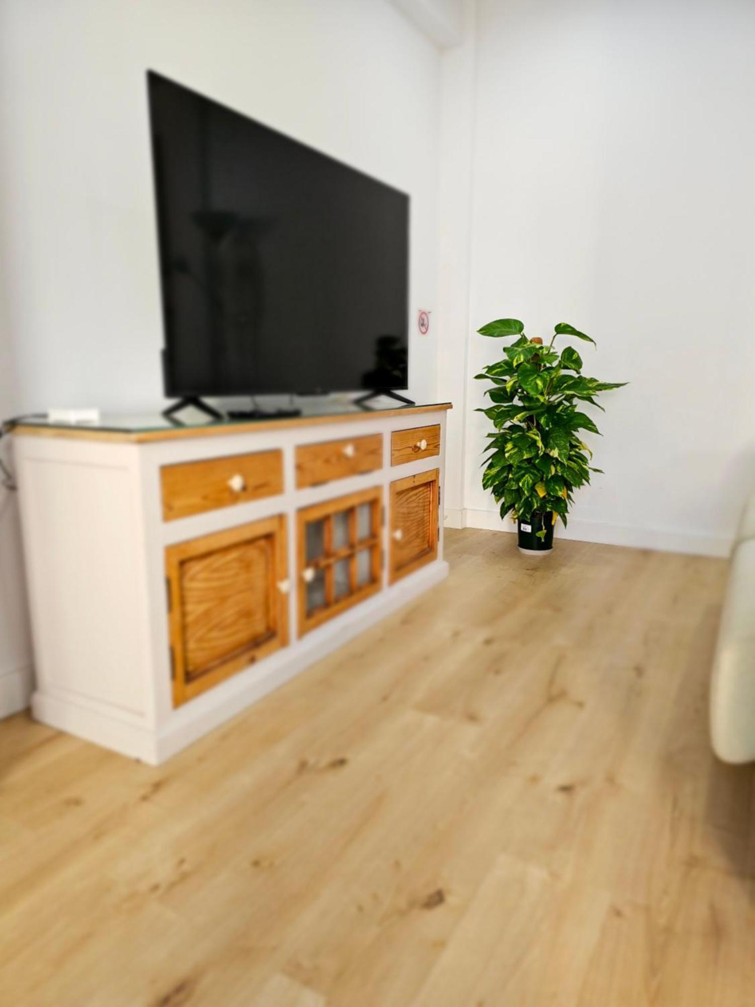 Exclusivo Apartamento Cerca De La Playa Малага Екстериор снимка